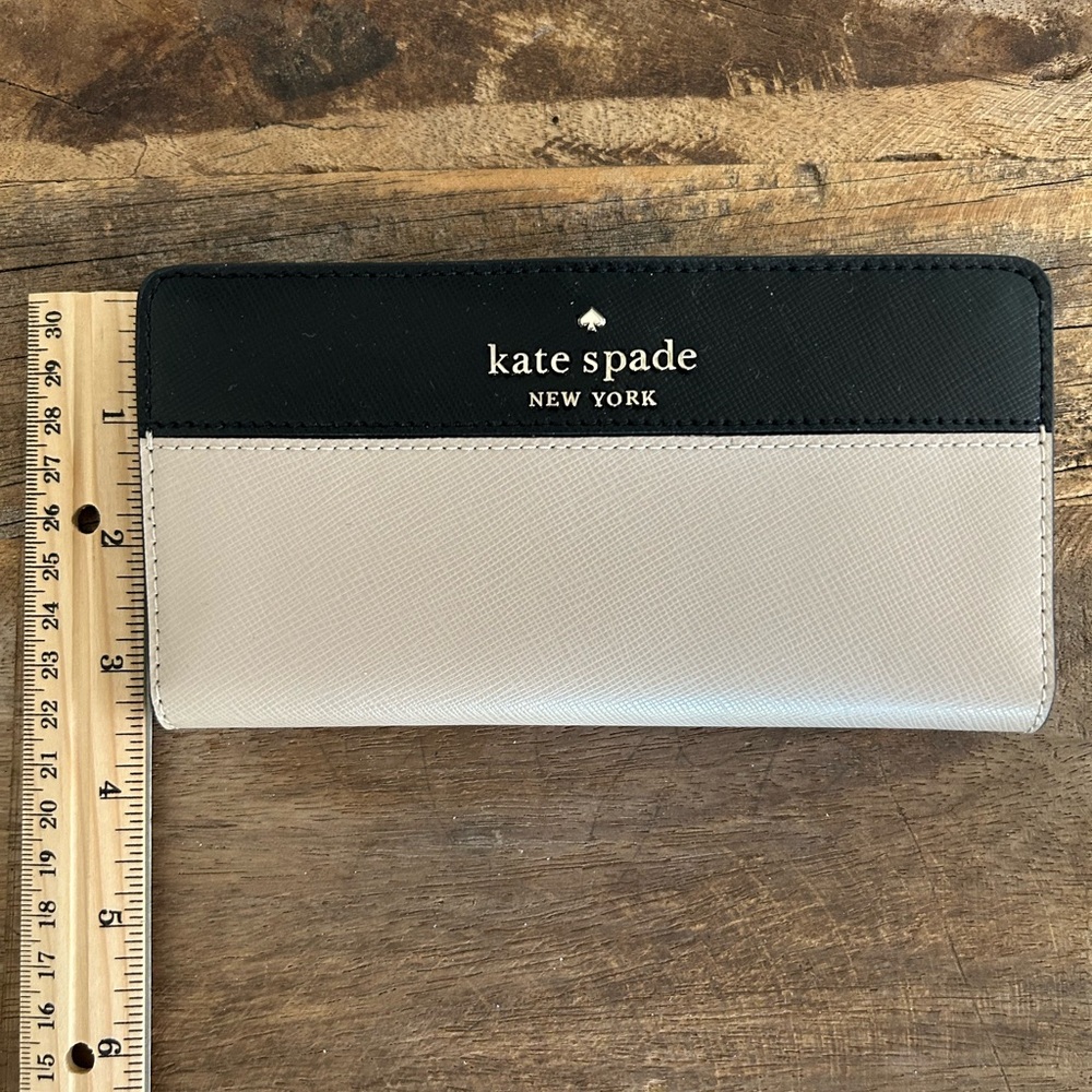 Kate Spade NWOT Beige and Black Classic Women's Bag Set - Picture 14 of 16